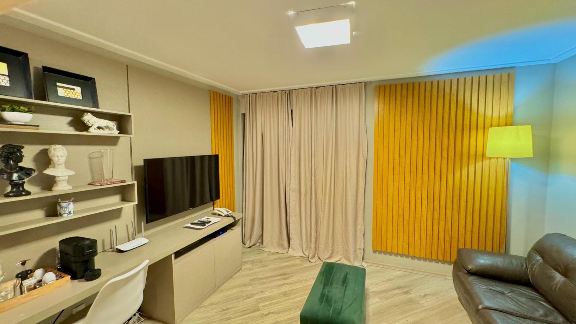 086 - Rentaqui Crillon Plaza Haddock Lobo Style Apartamento